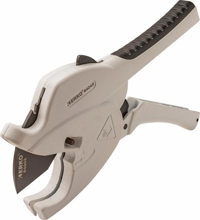 Cutting pliers